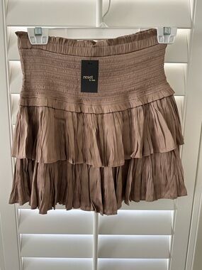 Reset by Jane Ruffle Mini Skirt - Taupe - Never Worn!